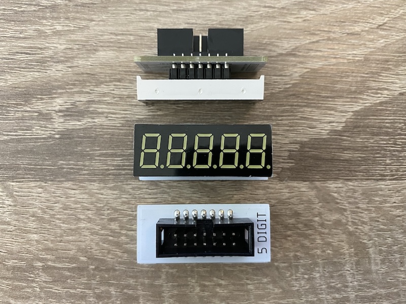 Loungepilot 7-segment displays