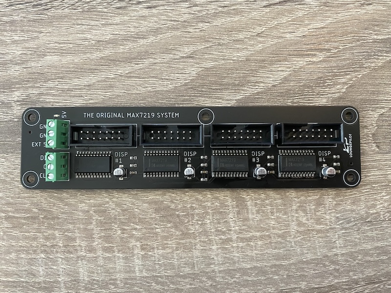 The Loungepilot MAX7219 system board